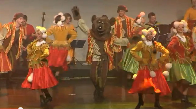 Noël Russe 2012. Danse traditionnelle, grand spectacle.